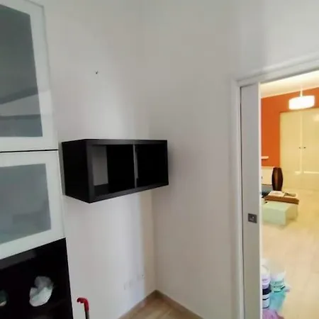 Fb House *